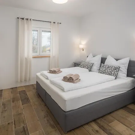 Дом отдыха Gorgeous In Rojci With Kitchen