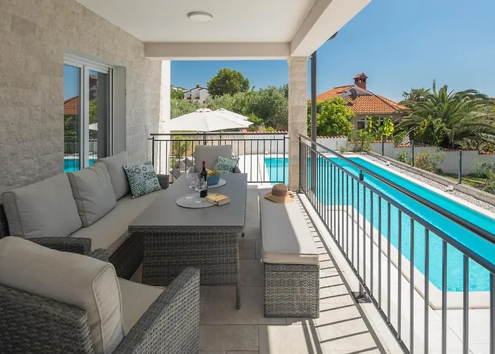 펜션 Gorgeous In Rojci With Kitchen Rajki