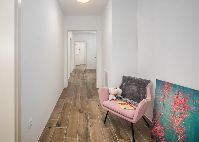 펜션 Gorgeous In Rojci With Kitchen